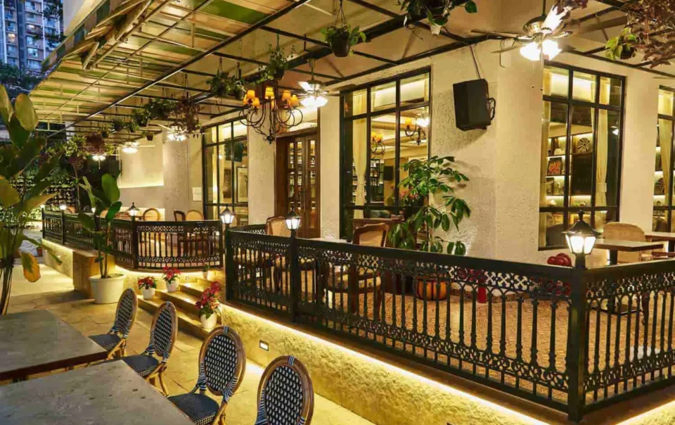 Hotel In Goregaon